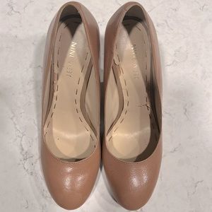 NINE WEST NUDE WEDGE